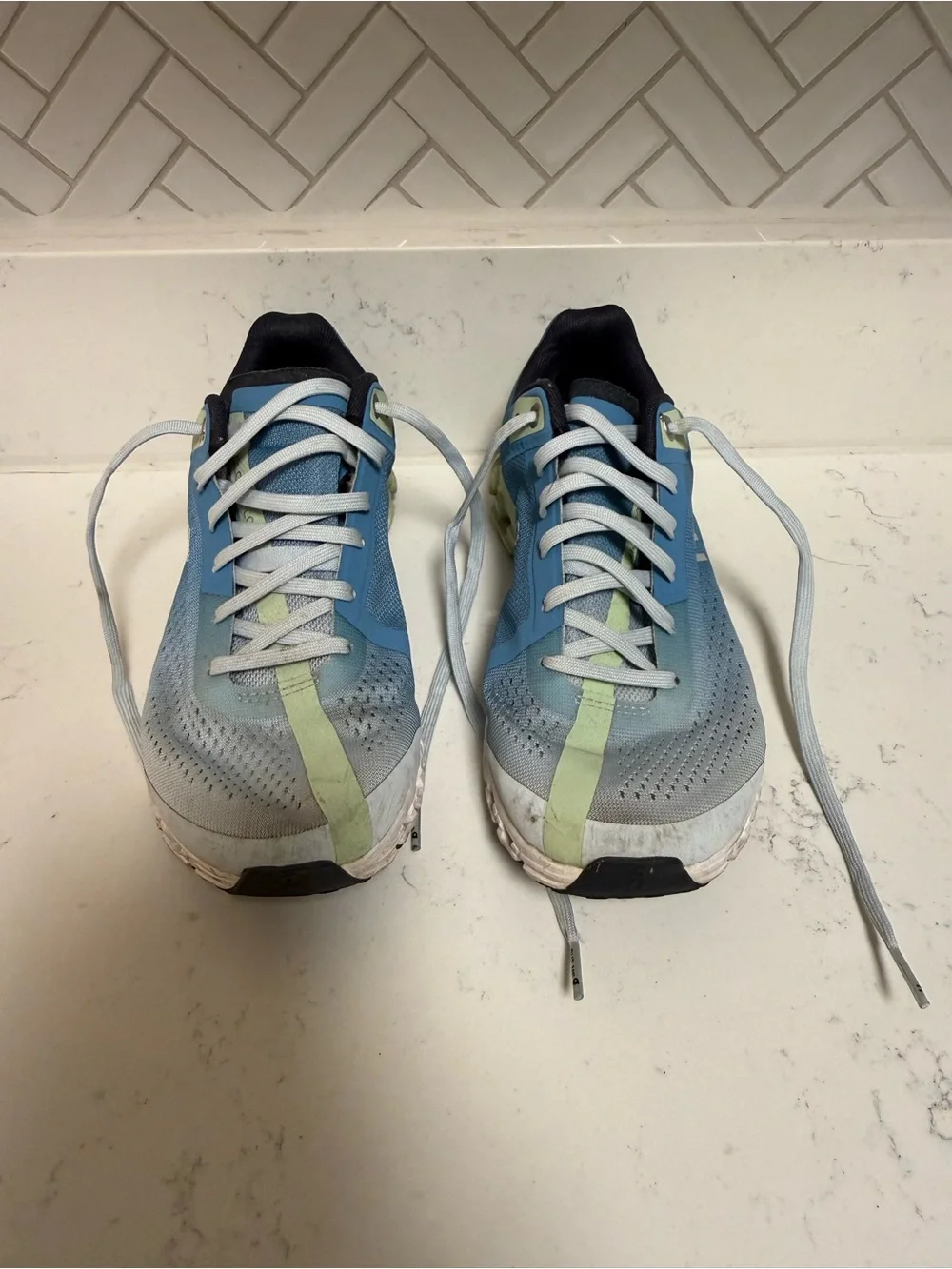 On Running Cloud Sneakers in Light Blue with Lime Accent womens 6.5